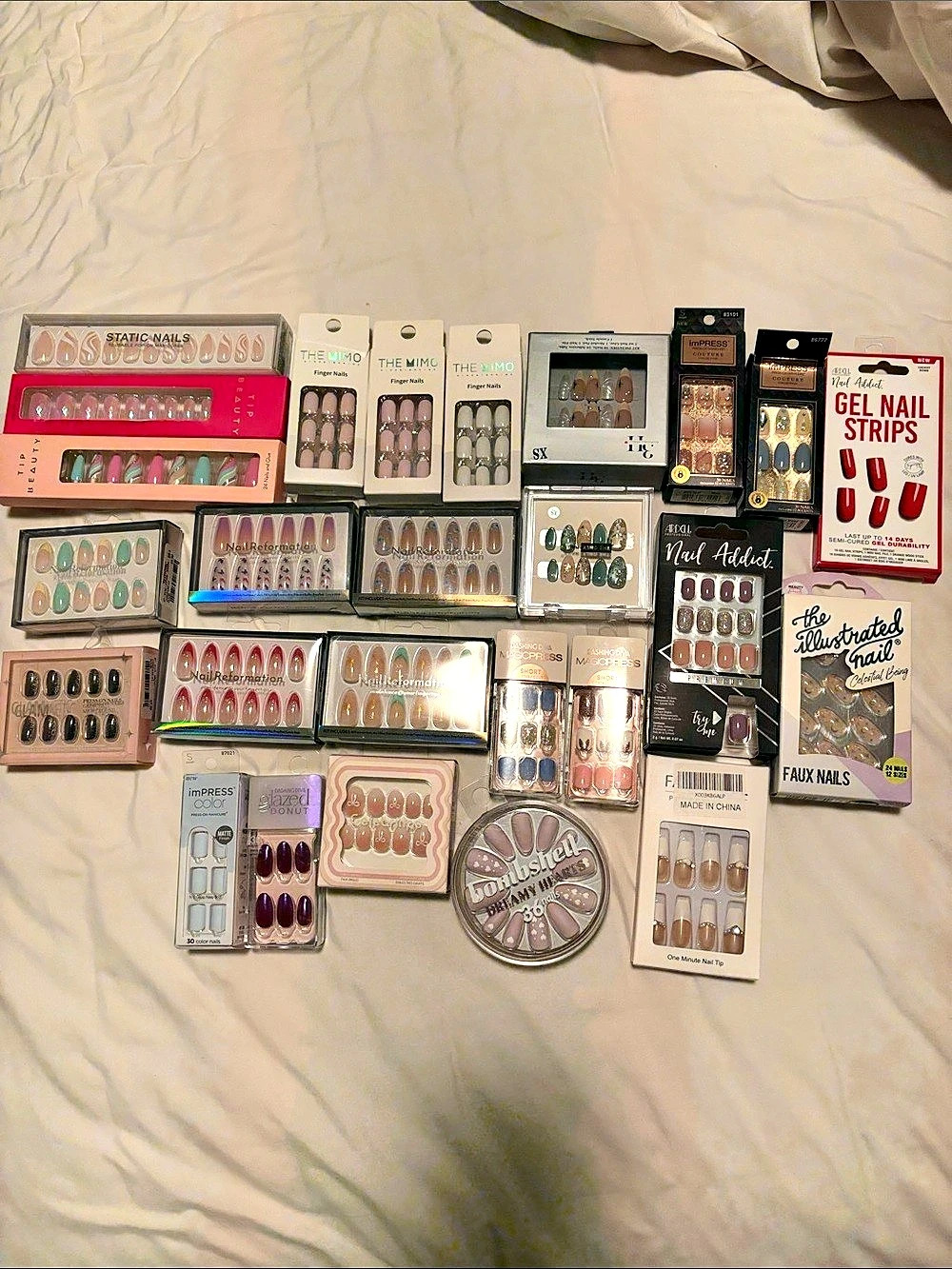 Static Nails Assorted Press-On Nail Set